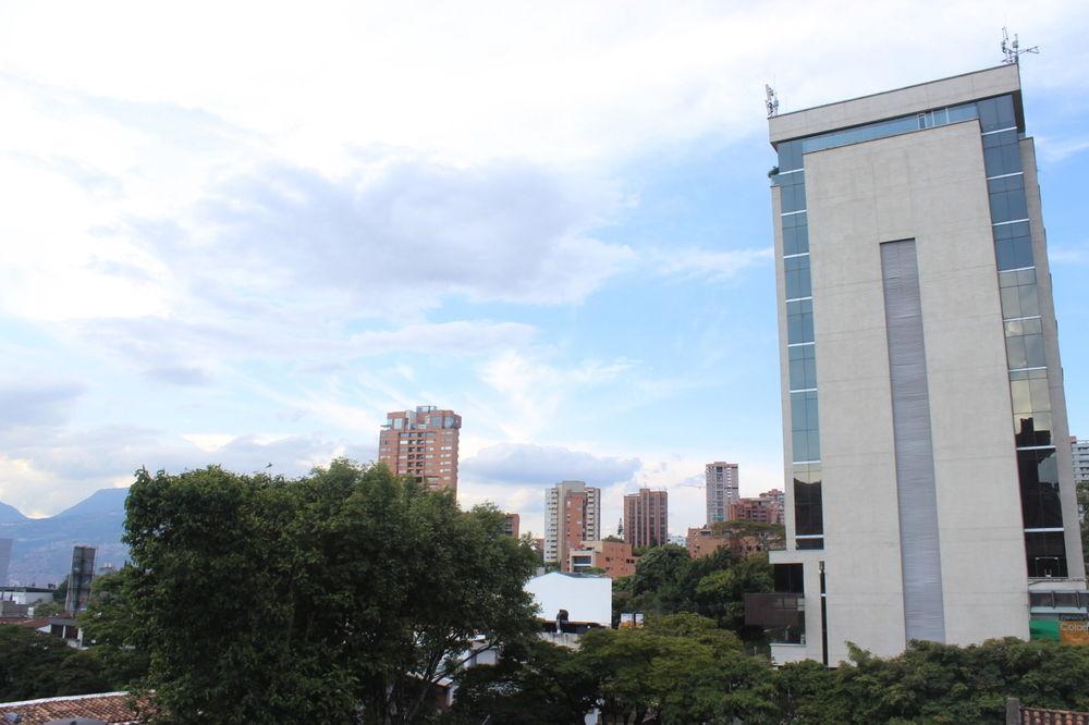 Hotel Paradise Lleras Medellín Exterior foto